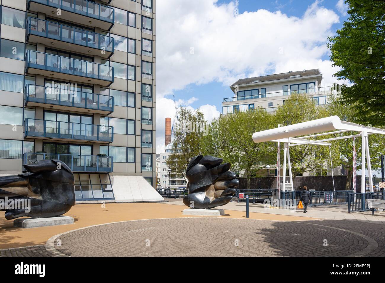 Le Belvedere (immeuble) cour, Chelsea Harbour, Sands End, Borough of Hammersmith and Fulham, Grand Londres, Angleterre, Royaume-Uni Banque D'Images