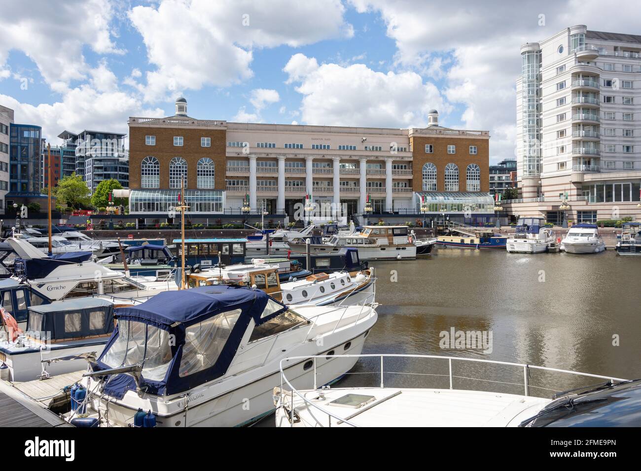 Harbour Yard, Chelsea Marina, Chelsea Harbour, Sands End, Borough of Hammersmith and Fulham, Grand Londres, Angleterre, Royaume-Uni Banque D'Images