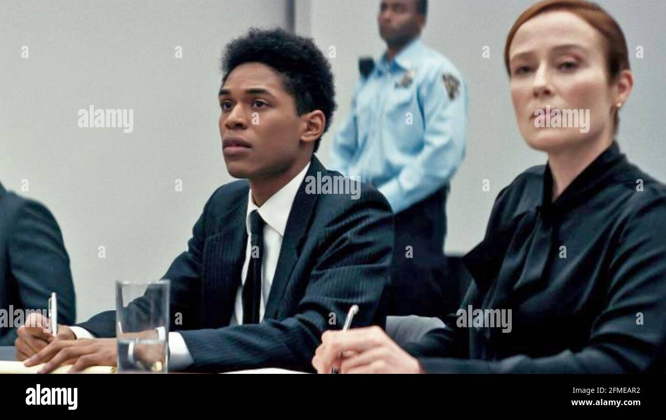 MONSTER 2018 Netflix film avec Jennifer Ehle comme Maureen O'Brian Et Kelvin Harrison Jr comme Steve Harmon Banque D'Images