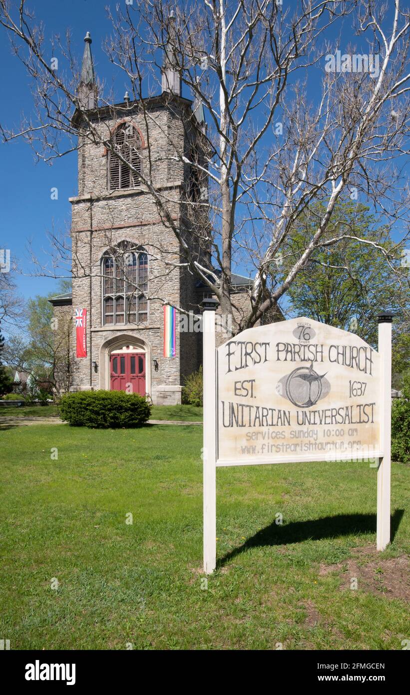 L'église historique (Univeritaire Universaliste) sur Church Green, Taunton, Massachusetts, Etats-Unis Banque D'Images