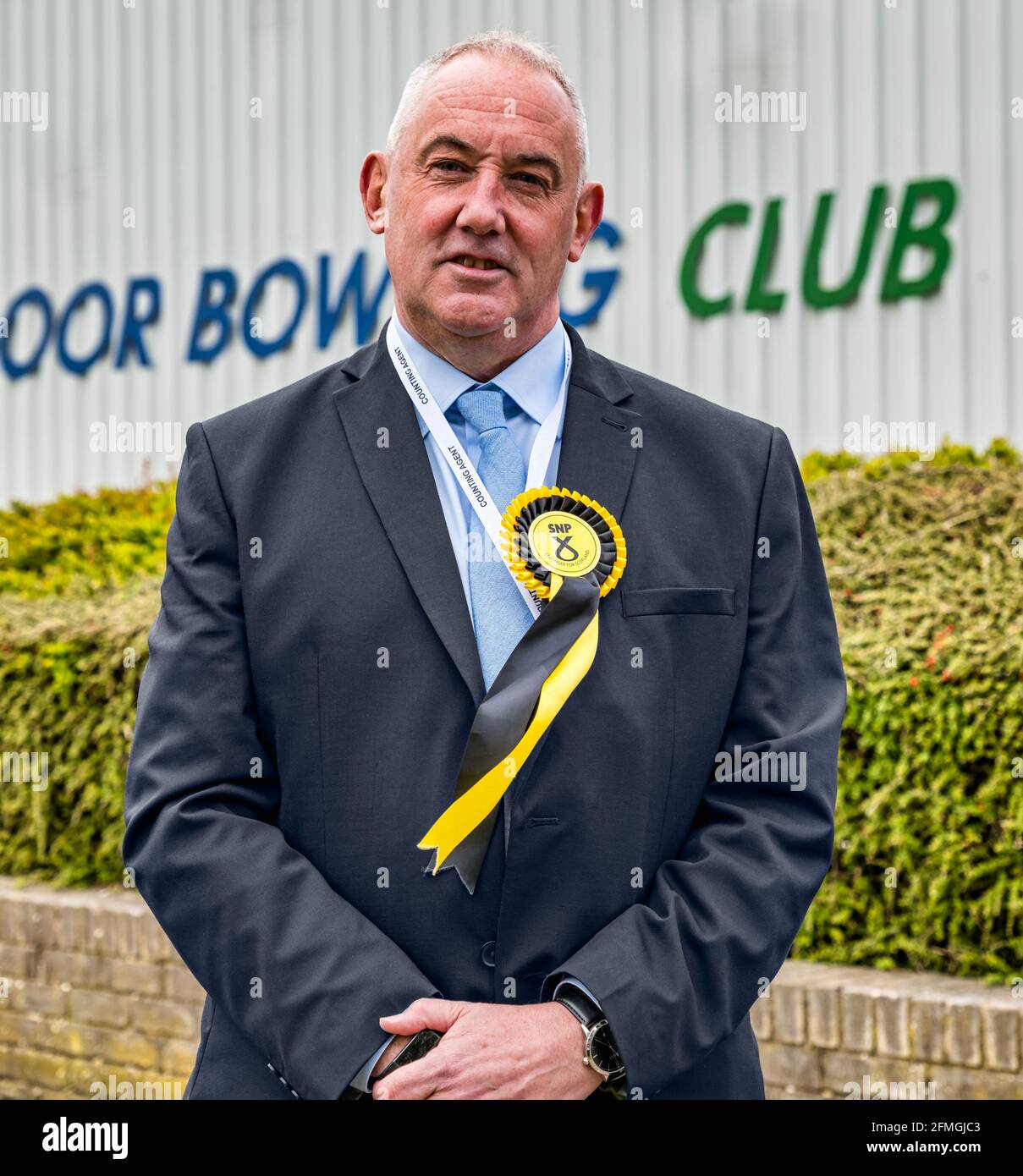 Parti Paul McLennan (SNP) récemment éjecté membre de la MSP de East Lothian au Parlement écossais, Meadowmill Sports Center, le jour des élections le 6 2021 mai Écosse, Royaume-Uni Banque D'Images