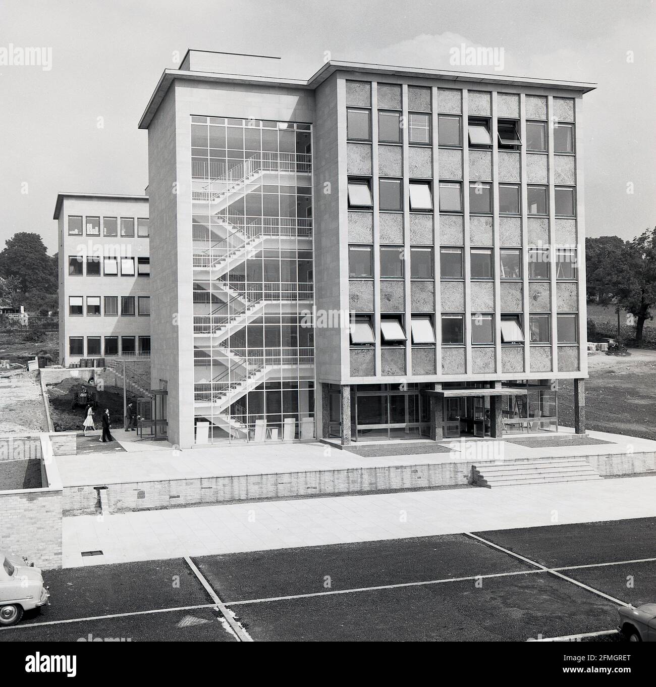Immeuble de bureaux des années 1960 Banque de photographies et d’images à haute résolution Alamy
