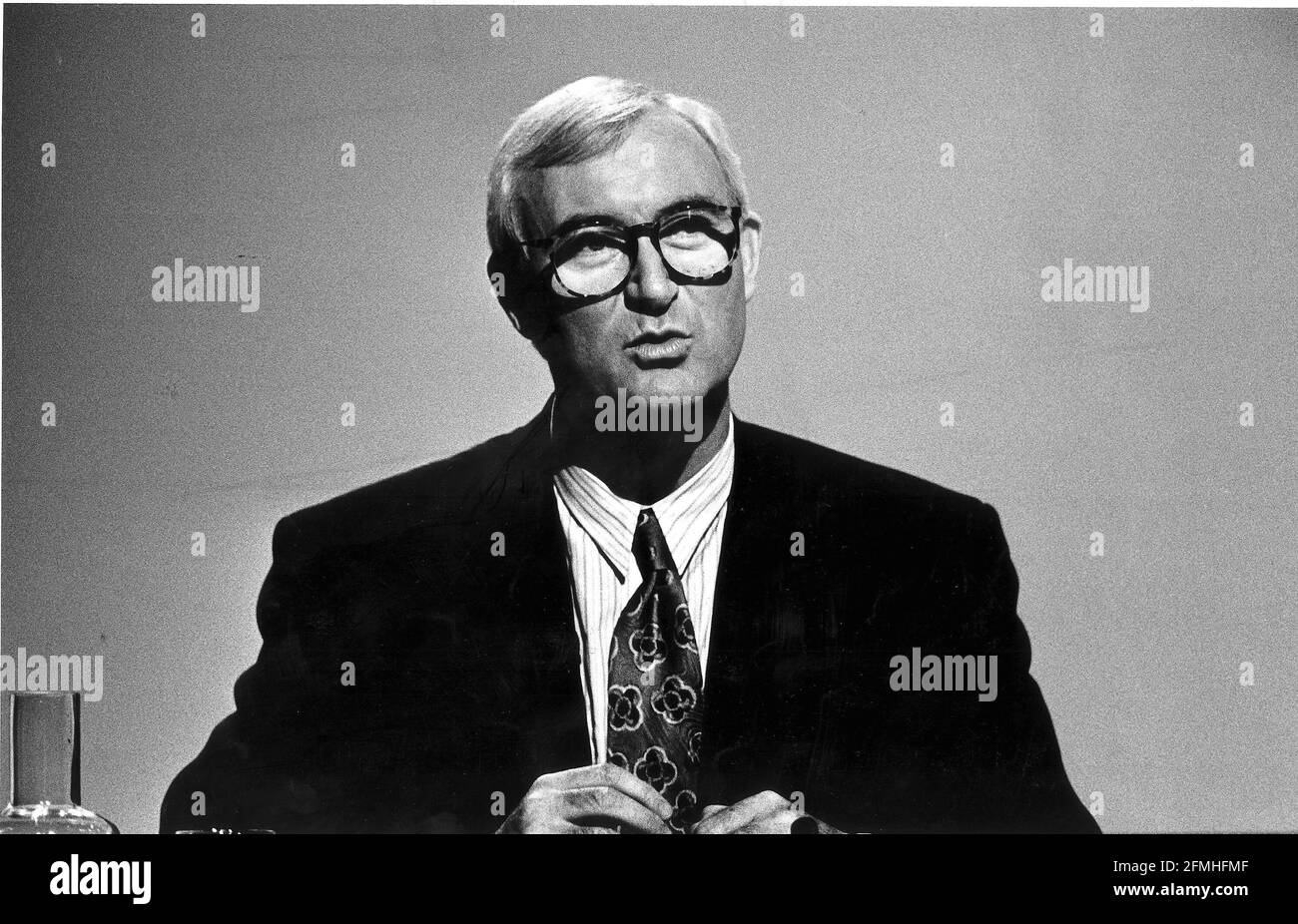 John BIRT Directeur général adjoint de la BBC à la Conférence de presse Banque D'Images