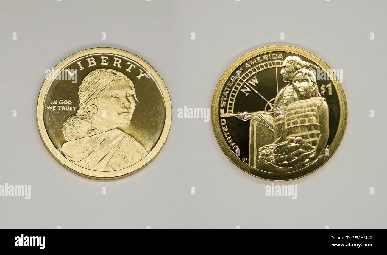 La pièce de 1 $ pour les Indiens d'Amérique de 2014 commémore la façon dont l'hospitalité amérindienne a assuré le succès de l'expédition Lewis et Clark. La désaturation inverse Banque D'Images