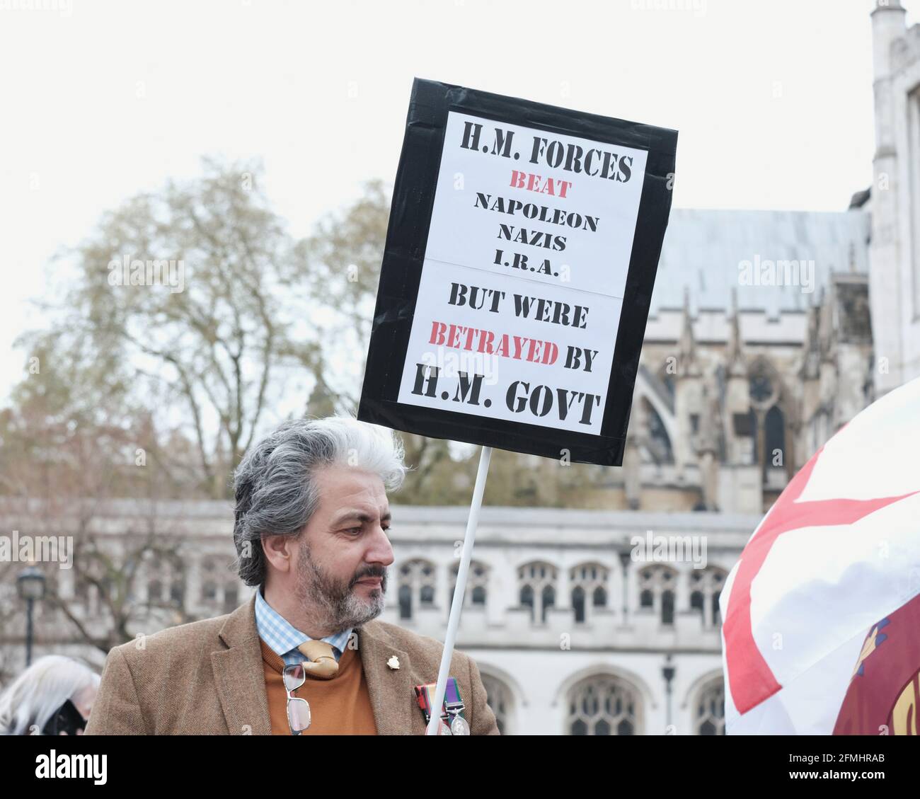 Des centaines d'entre eux assistent à une marche « les vétérans » à Londres Soutien des troupes devant faire l'objet de poursuites au sujet des meurtres de l'IRA dans le Nord Irlande Banque D'Images