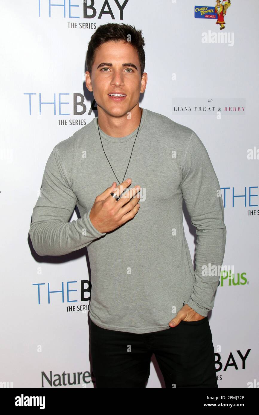 8 mai 2021, Los Angeles, CA, États-Unis: LOS ANGELES - 8 MAI: Mike Manning à la finale de la saison de la Baie filtrage à la résidence privée le 8 mai 2021 à Los Angeles, CA (image de crédit: © Kay Blake/ZUMA Wire) Banque D'Images