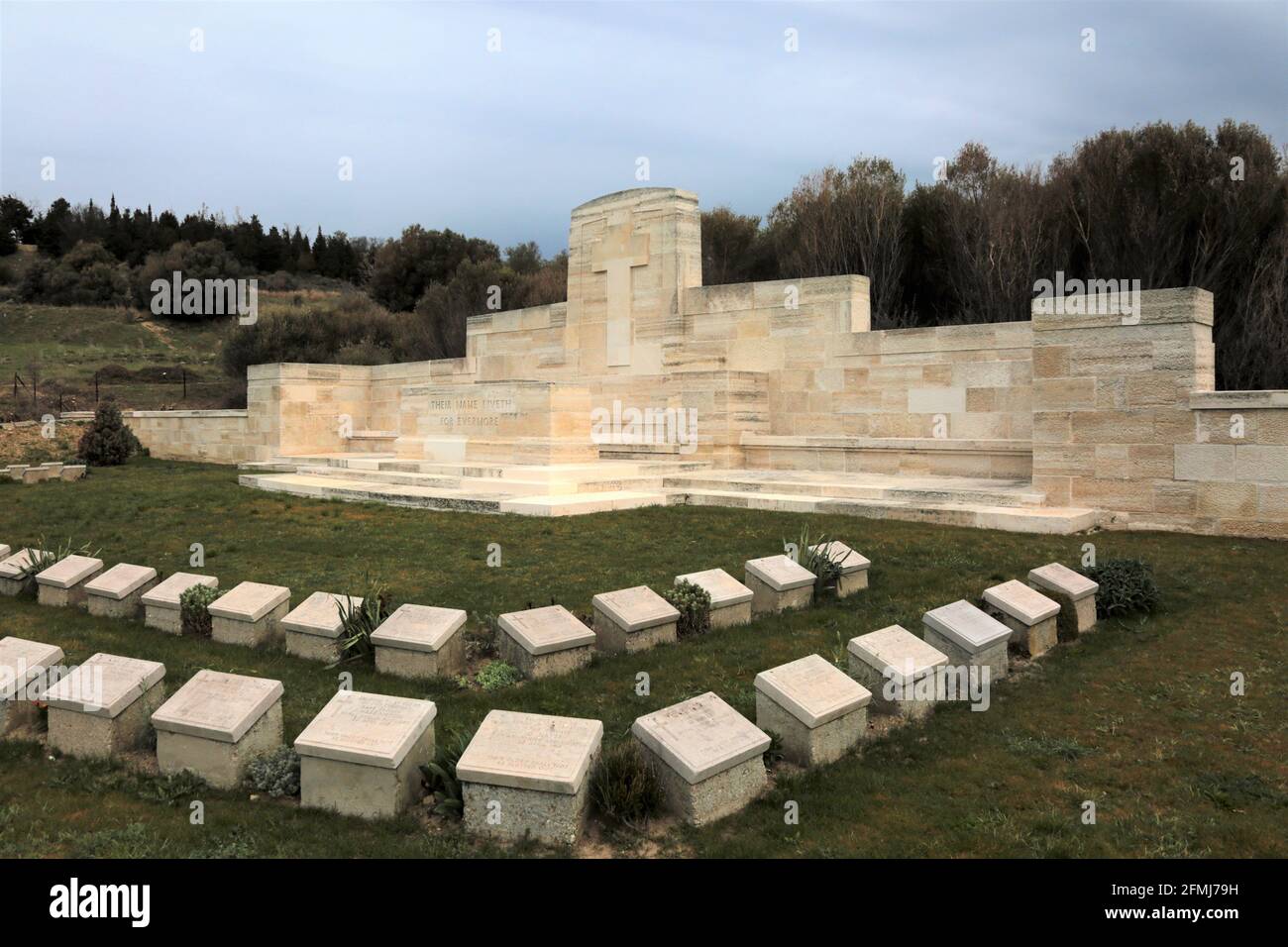 Les tombes des soldats des Forces alliées qui sont morts dans la guerre de Canakkale. Mausolée construite pour les soldats chrétiens à Eceabat. Banque D'Images