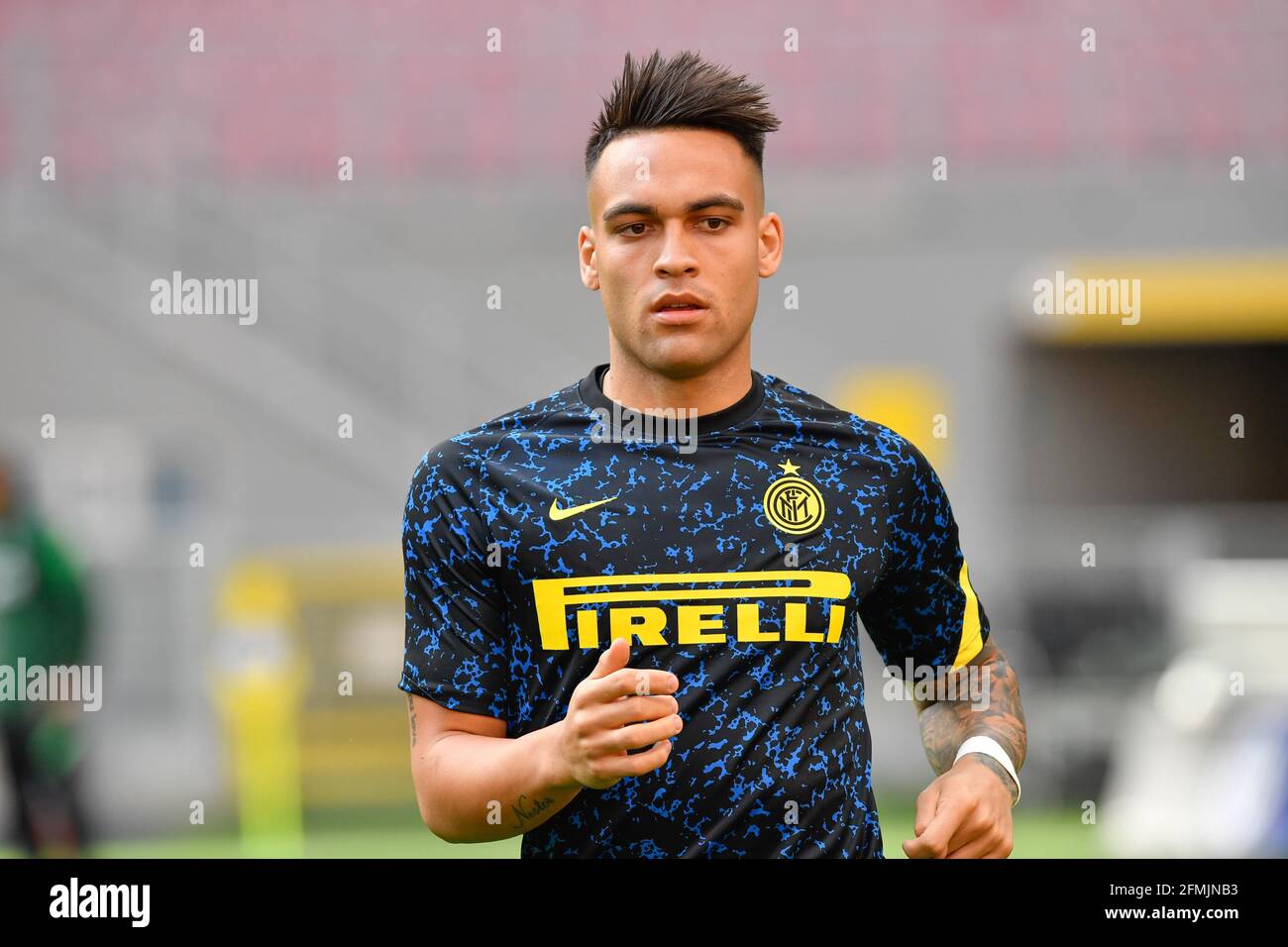 Milan, Italie. 08 mai 2021. Lautaro Martinez d'Inter vu pendant l'échauffement avant la série UN match entre Inter et Sampdoria à Giuseppe Meazza à Milan. (Crédit photo: Gonzales photo - Tommaso Fimiano). Banque D'Images