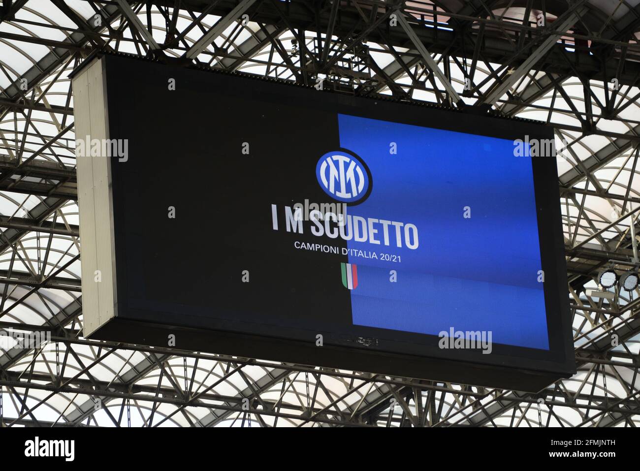Milan, Italie. 08 mai 2021. Inter Milan ont déjà remporté le championnat italien, le scudetto, avant la série UN match entre Inter et Sampdoria à Giuseppe Meazza à Milan. (Crédit photo: Gonzales photo - Tommaso Fimiano). Banque D'Images Milan, Italie. 08 mai 2021. Inter Milan ont déjà remporté le championnat italien, le scudetto, avant la série UN match entre Inter et Sampdoria à Giuseppe Meazza à Milan. (Crédit photo: Gonzales photo - Tommaso Fimiano). Banque D'Images