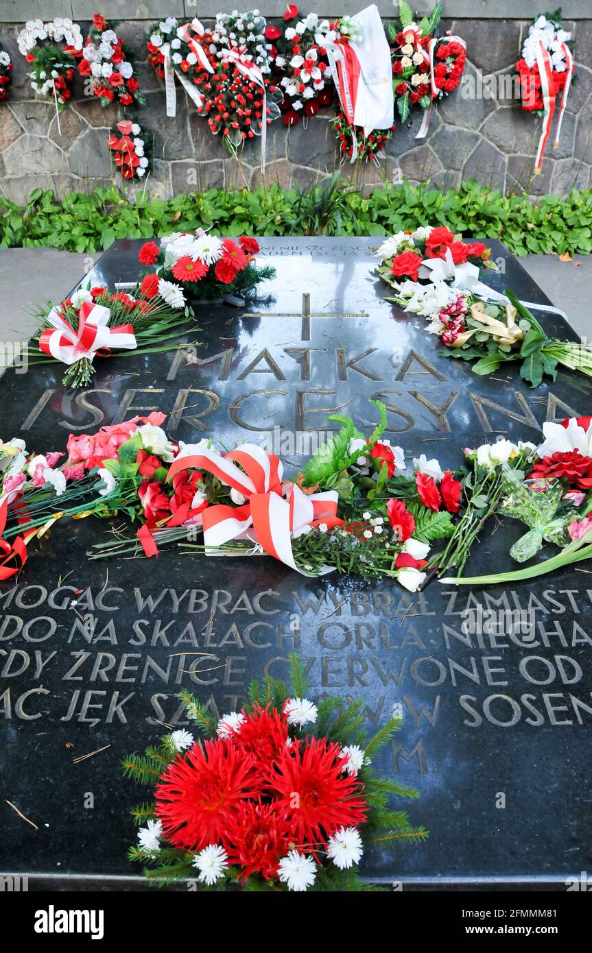 Maria Pilsudska, tombe de la mère de Jozef Pilsudski avec le coeur de Jozef Pilsudski (UNE mère et le coeur de son fils) sur le cimetière de guerre polonais à Rasos Ceme Banque D'Images