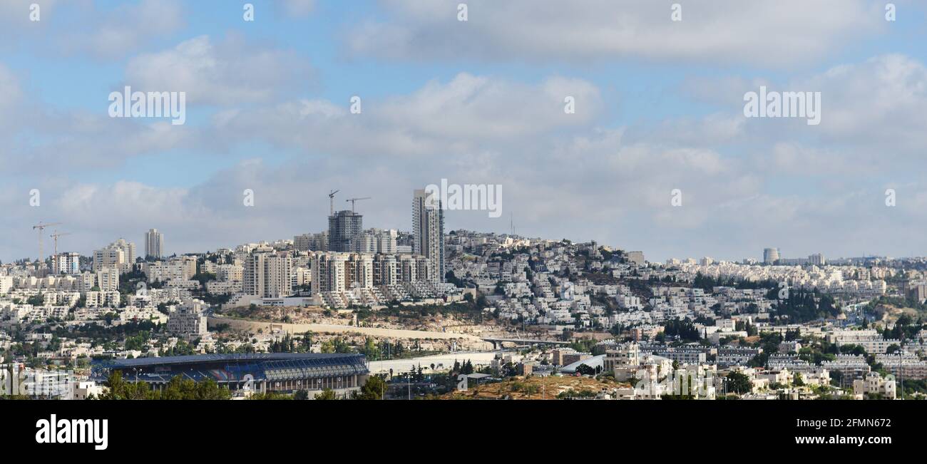Vue sur le complexe résidentiel de Holyland, à l'ouest de Jérusalem. Banque D'Images