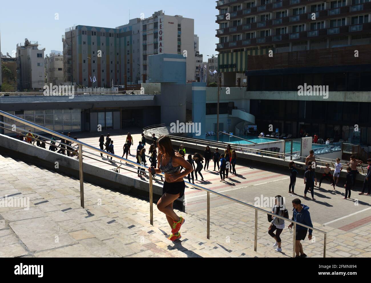 La promenade du front de mer à tel-Aviv, Israël. Banque D'Images