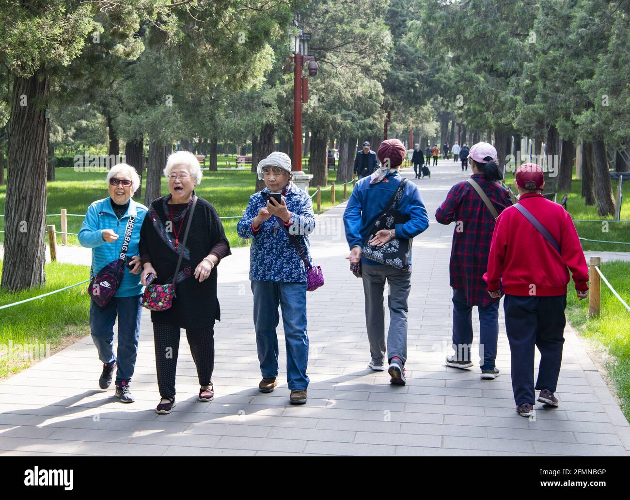 Pékin, Chine. 11 mai 2021. Selon le 7e recensement national de la population, la Chine compte 260 millions de personnes âgées de plus de 60 ans en Chine le 11 mai 2021.(photo de TPG/cnschotos) crédit: TopPhoto/Alay Live News Banque D'Images