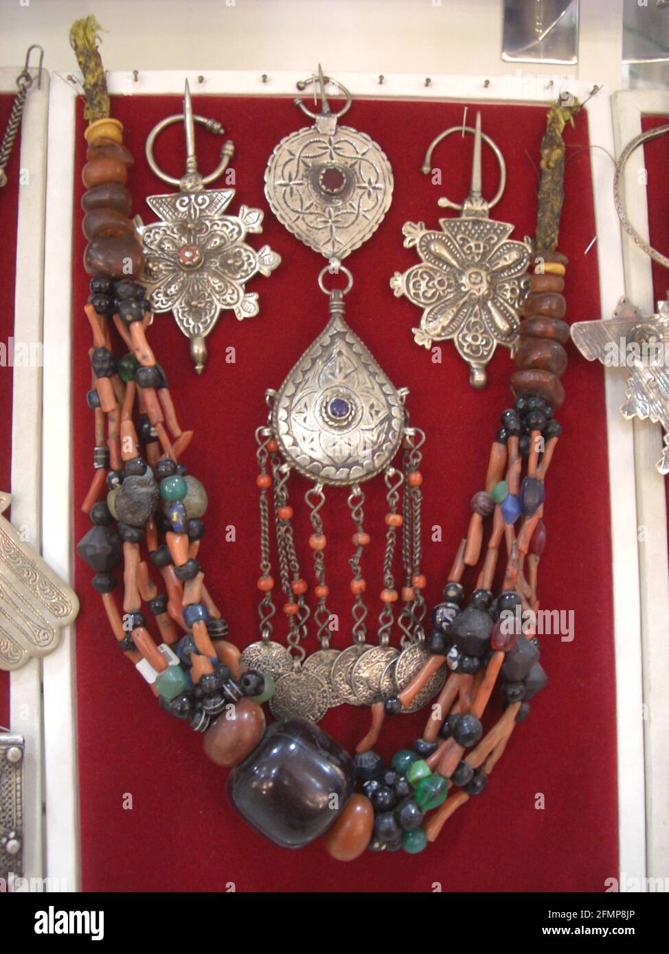 Maroc, bijoux berbères Photo Stock - Alamy