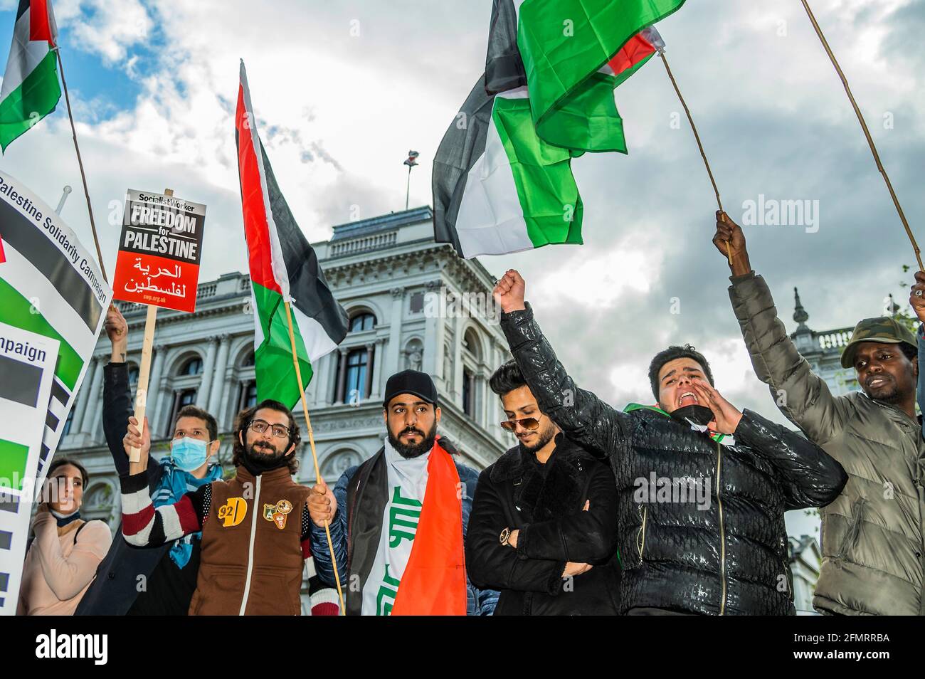 Londres, Royaume-Uni. 11 mai 2021. Une manifestation pro palestinienne à Whitehall, en face de Downing Street, s'opposant aux derniers projets d'Israël visant à déplacer les résidents palestiniens de Jérusalem. Crédit : Guy Bell/Alay Live News Banque D'Images