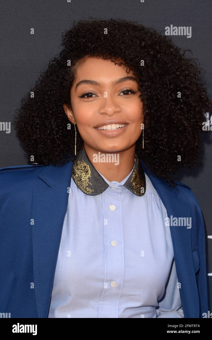 LOS ANGELES - 12 avril : Yara Shahidi à l'événement FYC 'noirâtre' à la Television Academy, le 12 avril 2017 à North Hollywood, Californie Banque D'Images