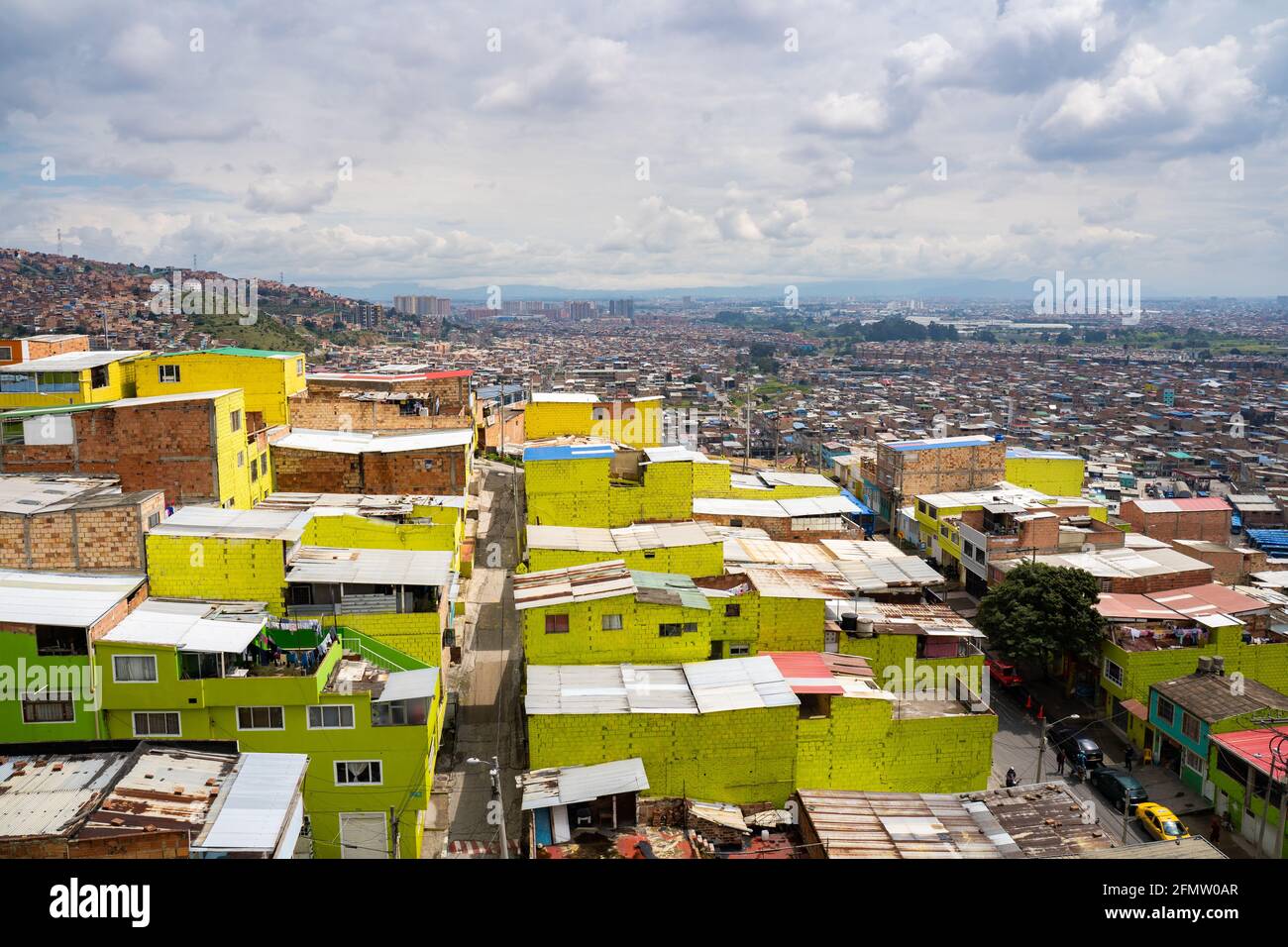 Sur les hauteurs de Ciudad Bolivar depuis le téléphérique, Bogota, Colombie Banque D'Images