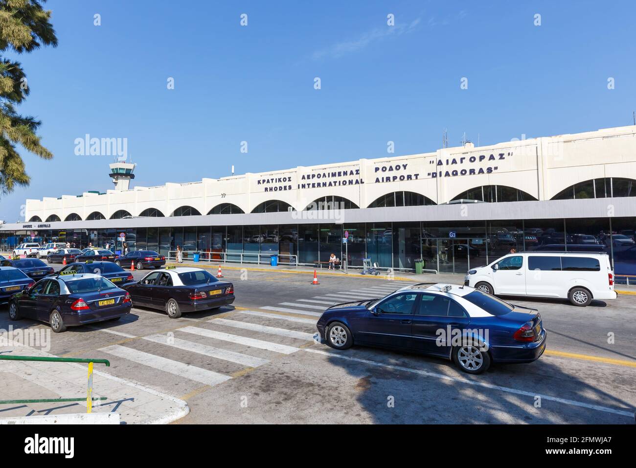 Rhodes, Grèce - 13 septembre 2018 : terminal de l'aéroport de Rhodes (RHO) en Grèce. Banque D'Images