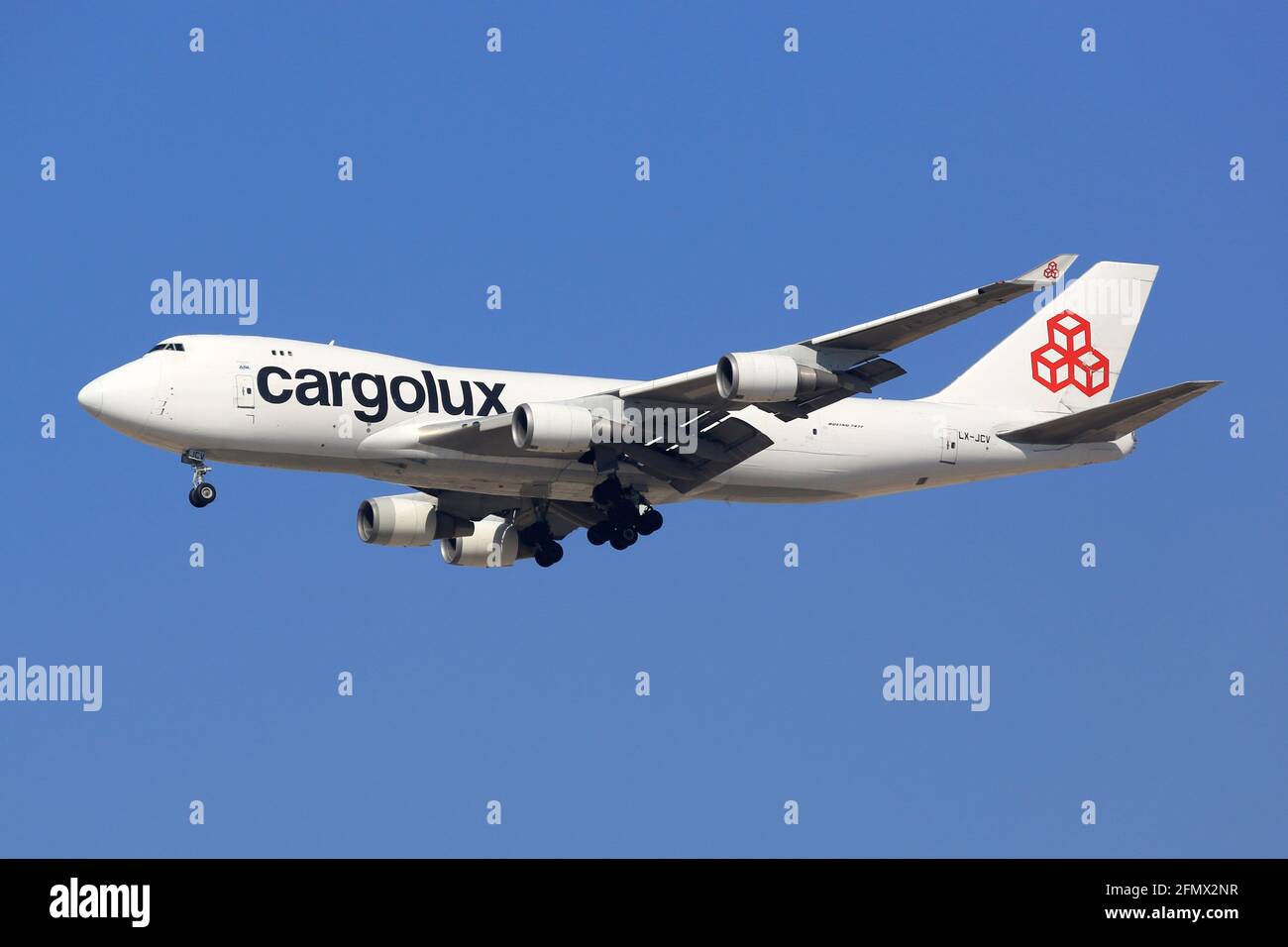 Dubai, Émirats Arabes Unis - 7. Mars 2017 : avion Cargolux Boeing 747-400F à l'aéroport de Dubaï (DXB) aux Émirats arabes Unis. Boeing est un aircra Banque D'Images