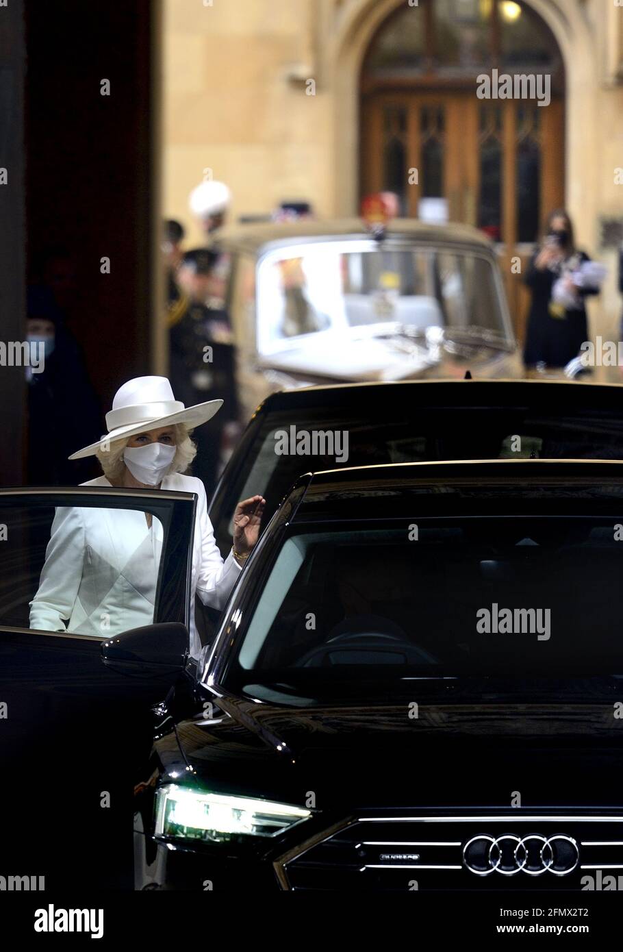 Camilla, duchesse de Cornouailles, quittant le Palais de Westminster, portant un masque facial, après l'ouverture du Parlement, le 11 mai 2021 Banque D'Images