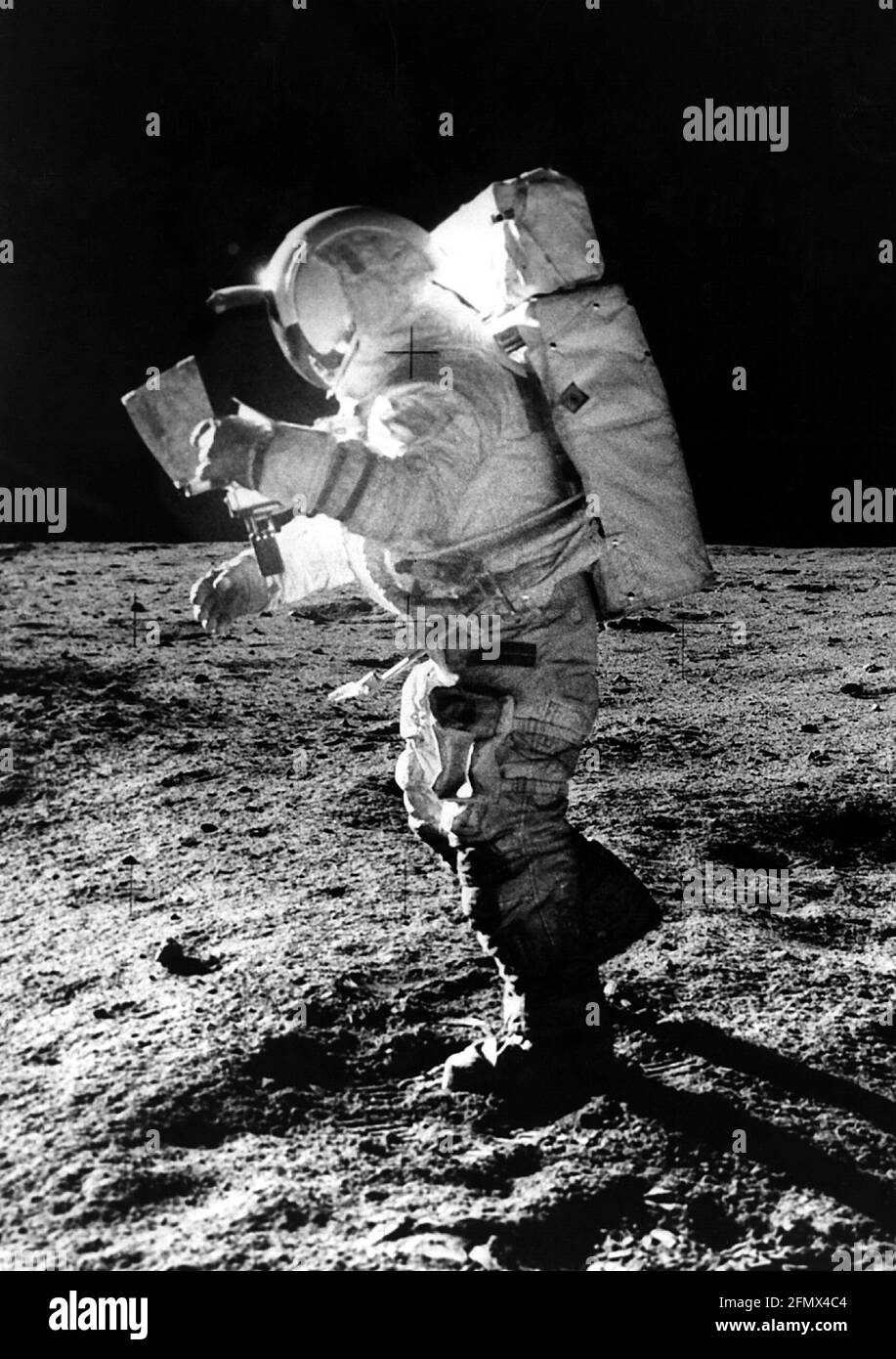 Astronaute, Apollo 14, l'astronaute Edgar Mitchell sur la lune, 1971, années 1970, années 1970, 20e siècle, INFO-AUTORISATION-DROITS-SUPPLÉMENTAIRES-NON-DISPONIBLE Banque D'Images