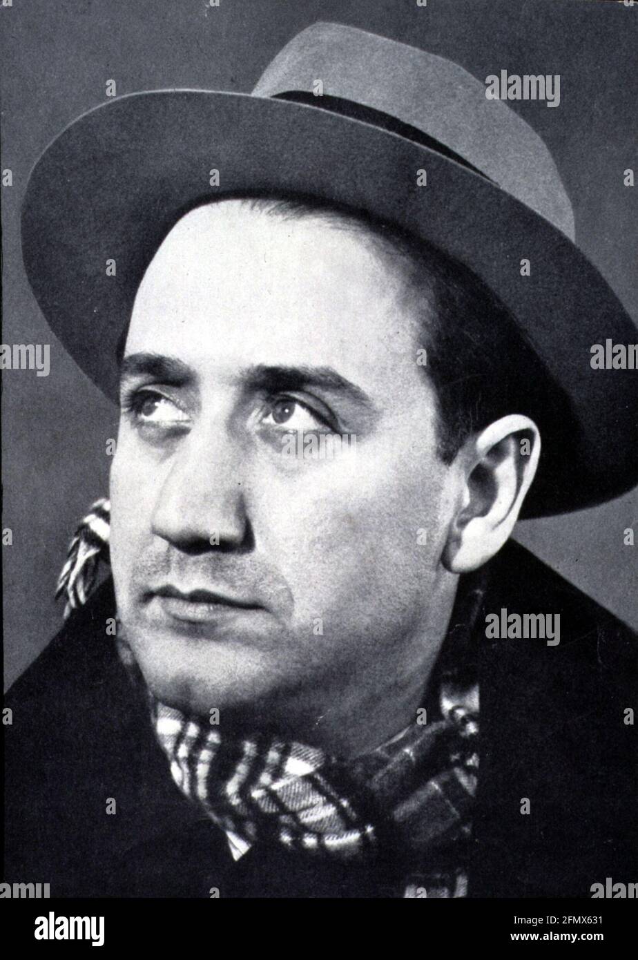 Silone, Ignazio, 1.5.1900 - 23.8.1973, auteur italien, portrait avec chapeau, vers les années 1930, DROITS-SUPPLÉMENTAIRES-AUTORISATION-INFO-NON-DISPONIBLE Banque D'Images