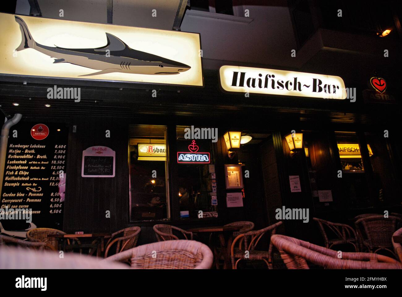 Haifischbar Hamburg, grosse Elbstrasse, legäre Kiez-Kneipe Banque D'Images