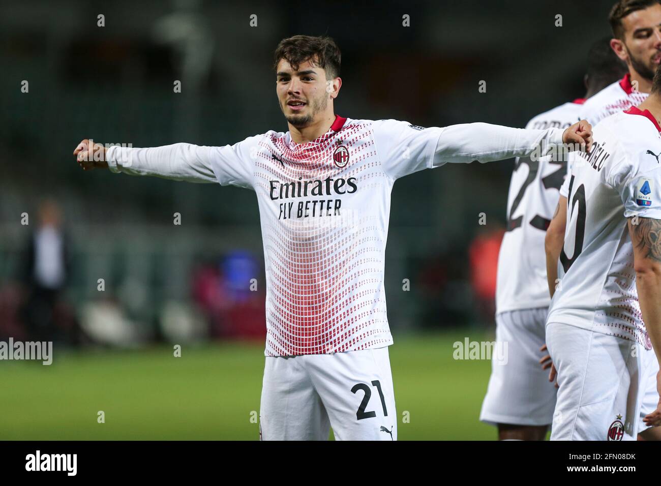 Brahim d’az, de l’AC Milan, célèbre après avoir obtenu son score lors de la série UN match entre le Torino FC et l’AC Milan, au stade olympique Grande Torino, le 12 mai 2 Banque D'Images