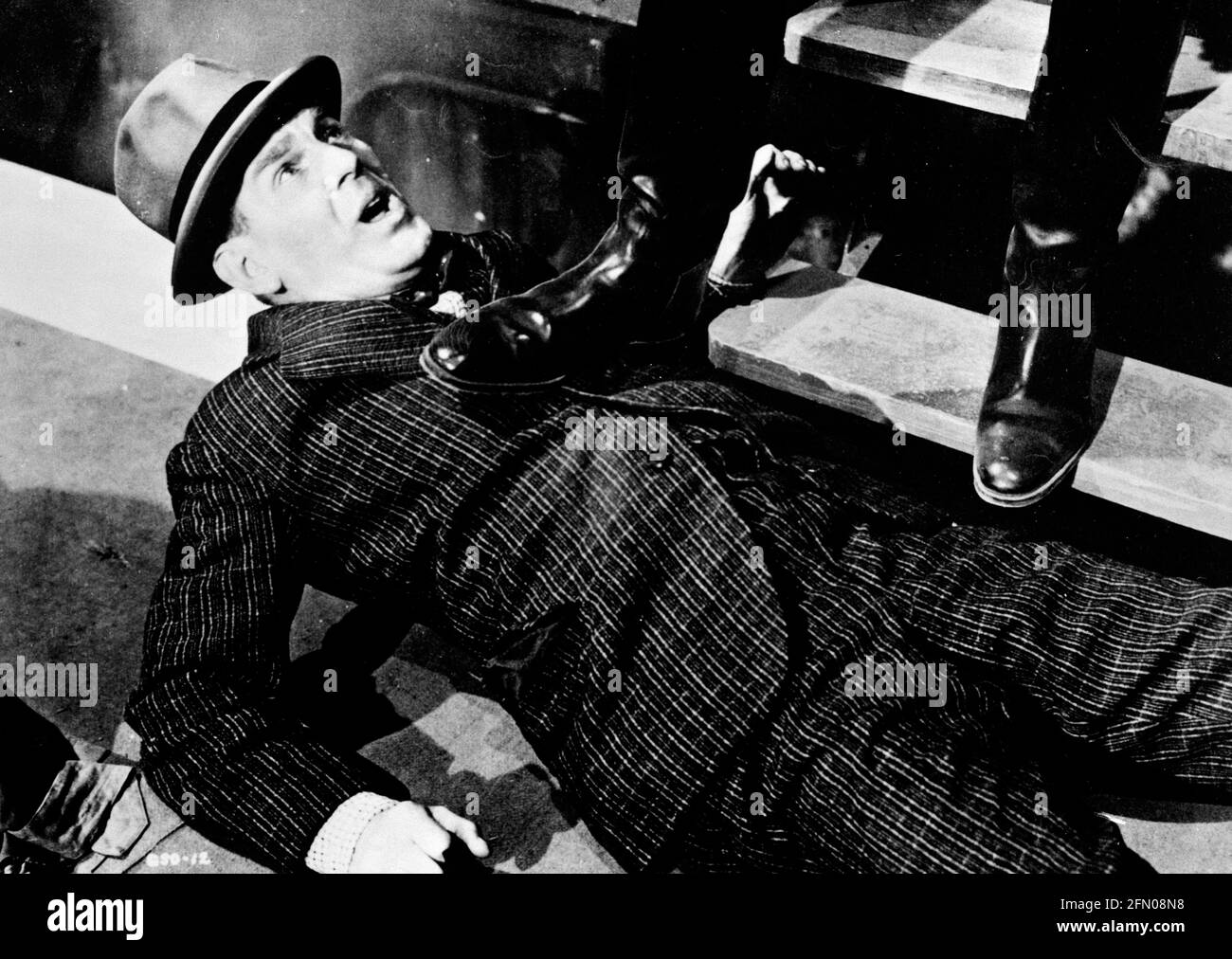 L'OIE sort de la (1942) Date: 1942 Banque D'Images