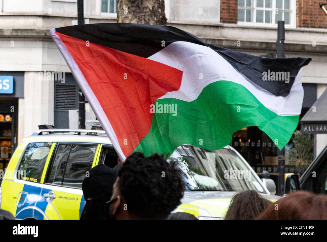 Fermer Elbit à la protestation devant le bureau d’Elbit à Holborn, dans le centre de Londres, au Royaume-Uni. Palestine action proteste pour fermer Elbit, le plus grand fabricant d’armes d’Israël, dont les clients sont l’Office maritime et de garde-côtes britannique. Banque D'Images