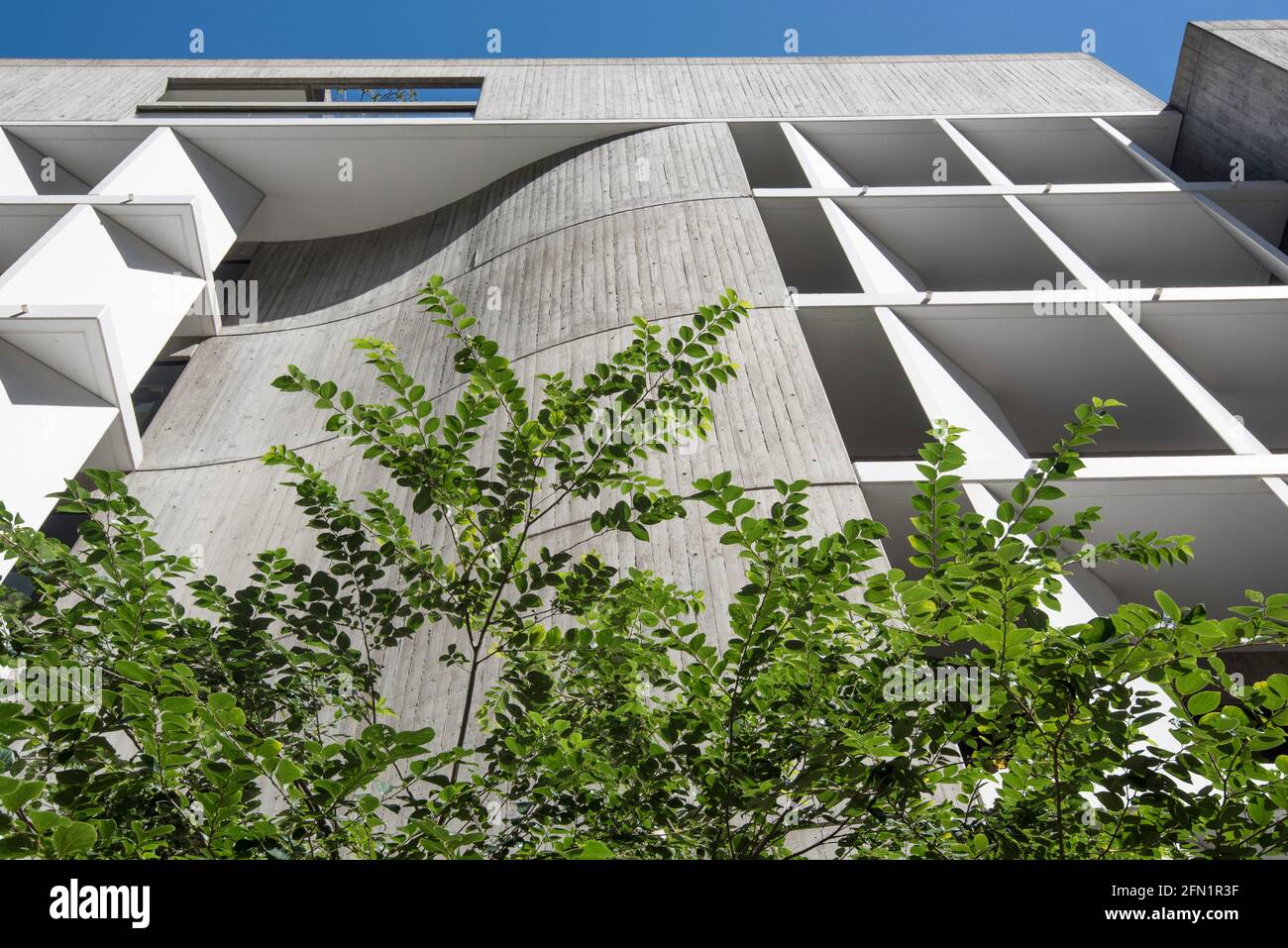 L'extérieur du design brutaliste des bureaux de Seidler et de l'appartement de grand standing à Milsons point à Sydney, en Australie, construit par étapes entre 1973 et 1994 Banque D'Images