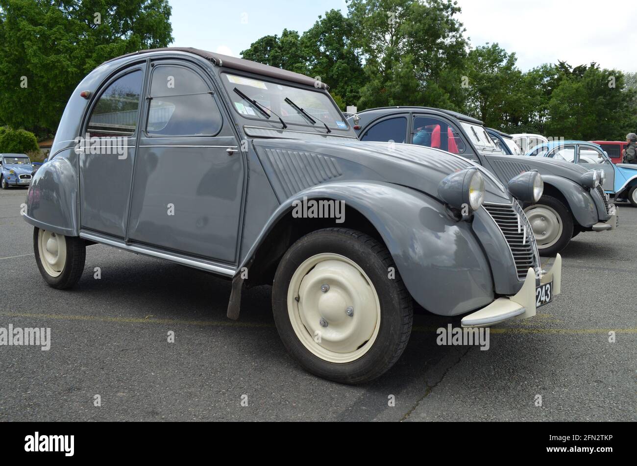 rencontre 2cv