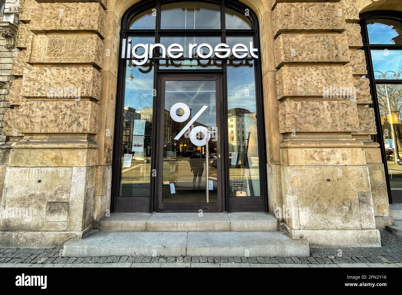 Logo de la boutique de meubles Ligne Roset à Munich Banque D'Images