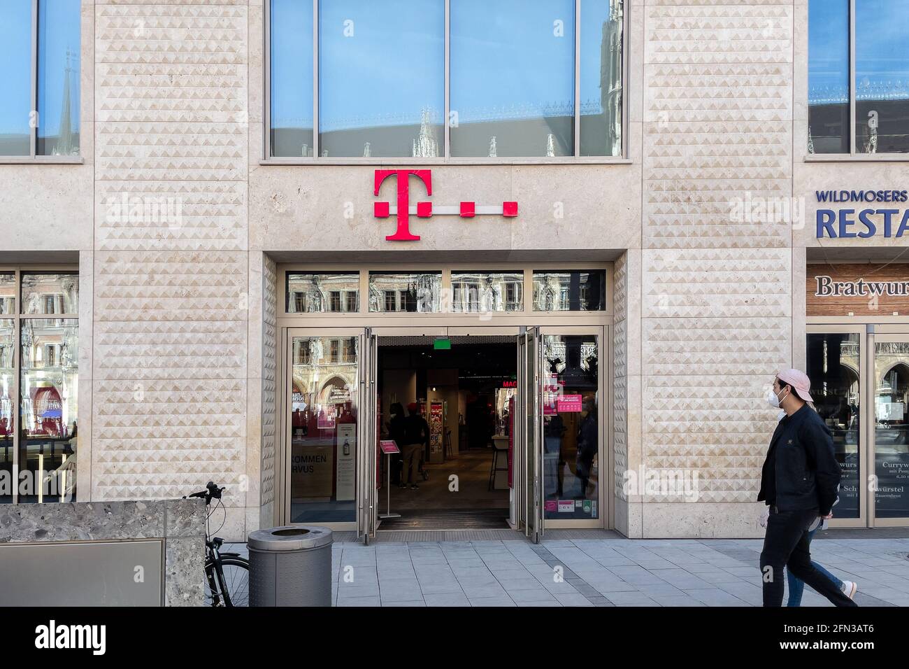 Magasin Telekom dans le centre-ville de Munich Banque D'Images