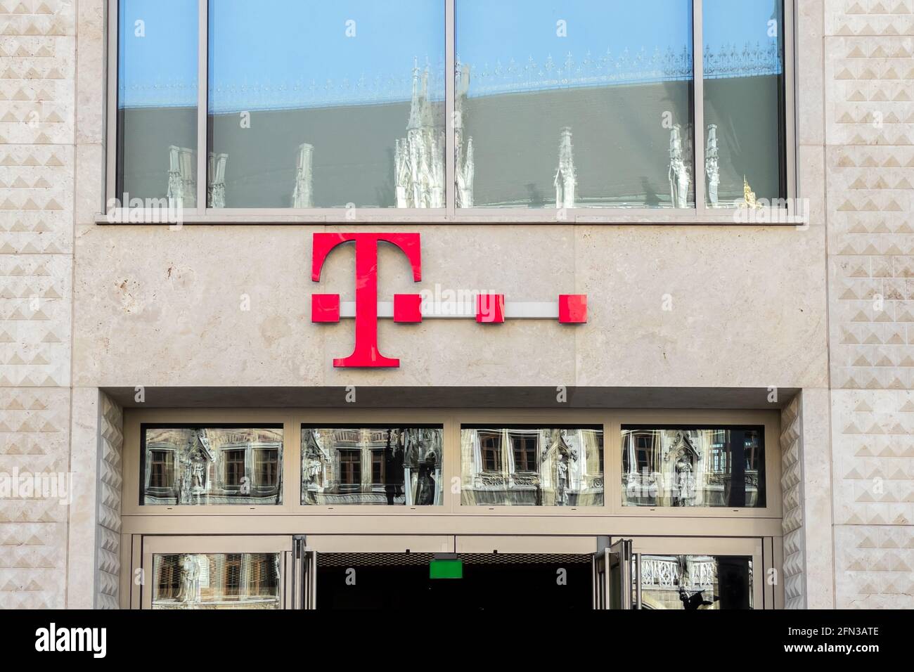 Magasin Telekom dans le centre-ville de Munich Banque D'Images