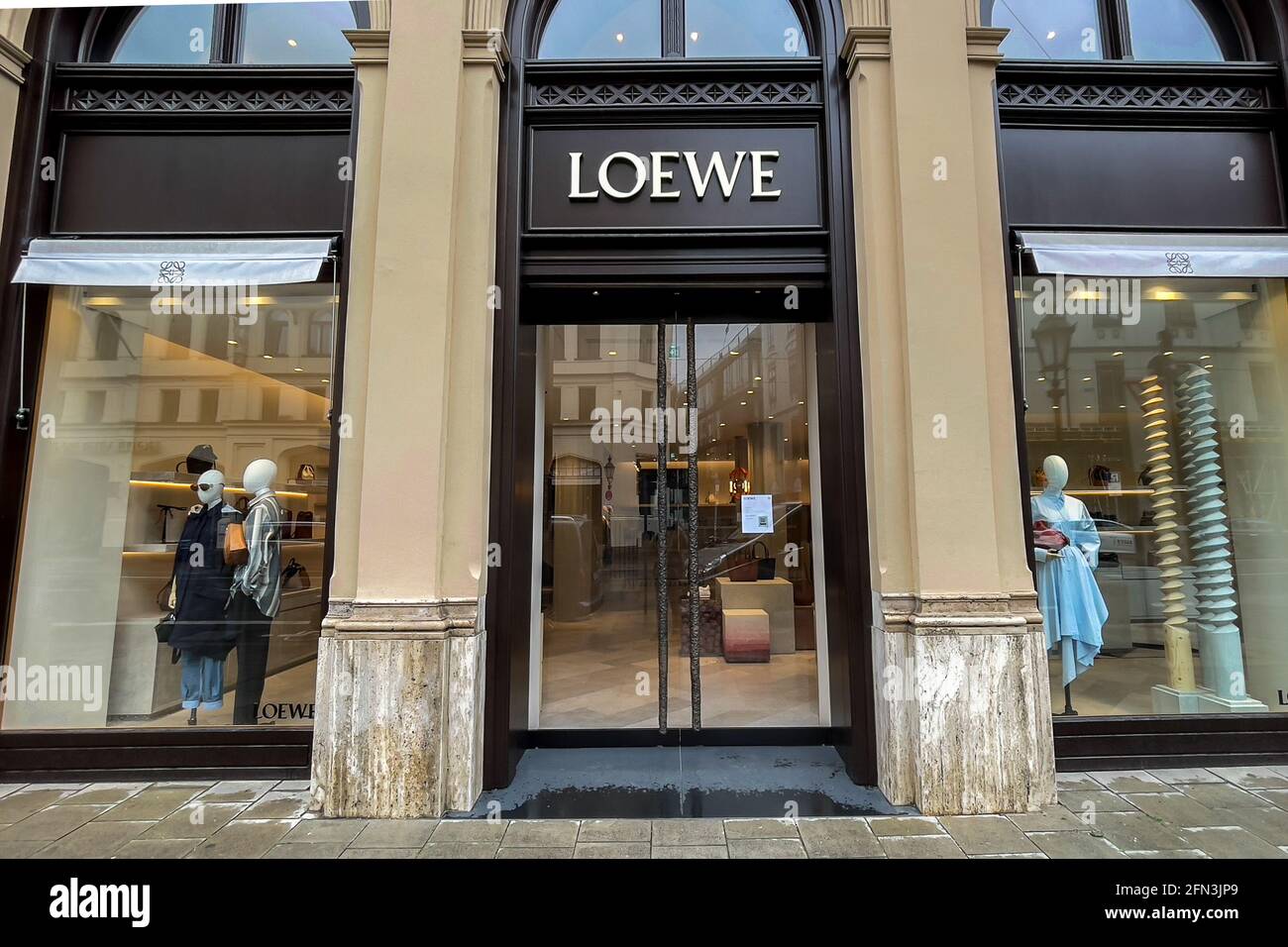 Enseigne Loewe dans le centre-ville de Munich Banque D'Images