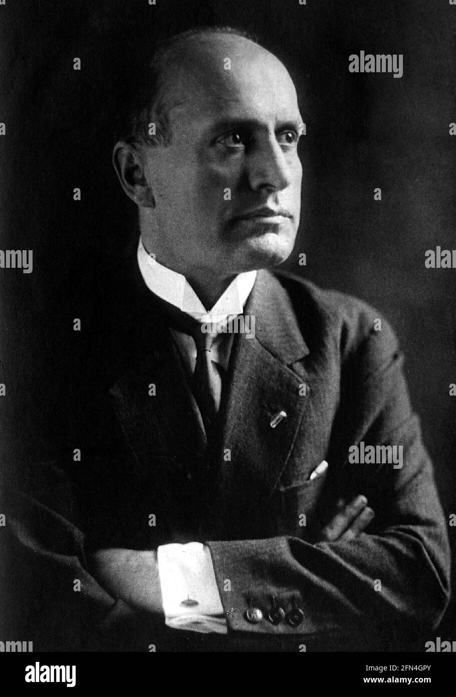 Mussolini, Benito, 29.7.1883 - 28.4.1945, politicien italien, Premier ministre 30.10.1922 - 25.7.1943, portrait, années 1920, USAGE ÉDITORIAL EXCLUSIF Banque D'Images