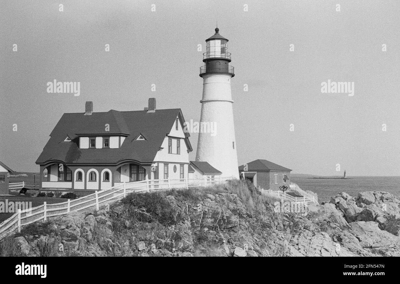 Portland Head Light, Cape Elizabeth, ME, novembre 1992. Partie d'une série de 35 phares de la côte est américaine photographiés entre novembre 1992 et septembre 1993. Banque D'Images