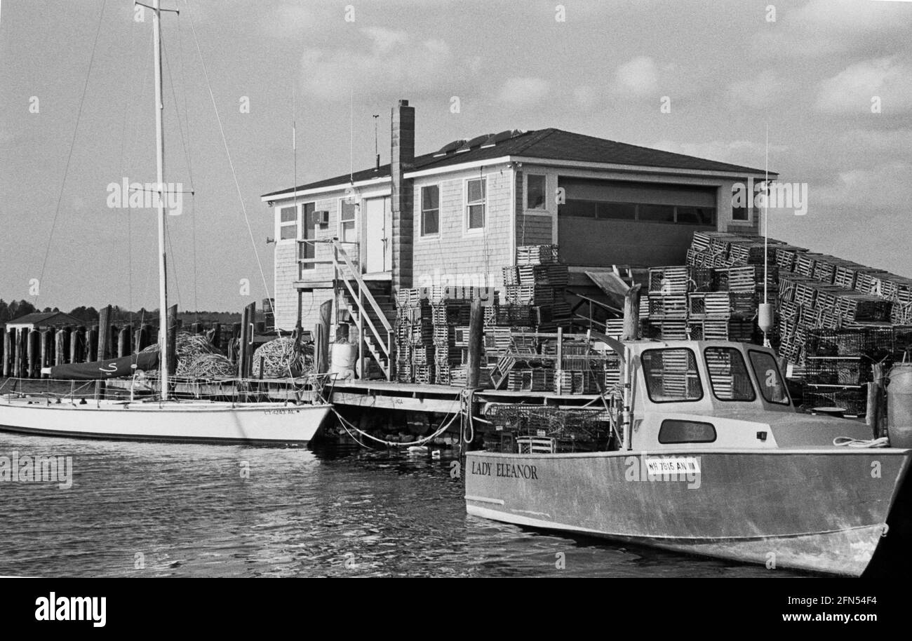 Stonington, CT flotteurs et bouées de homard. Partie d'une série de 35 phares de la côte est américaine photographiés entre novembre 1992 et septembre 1993. Banque D'Images