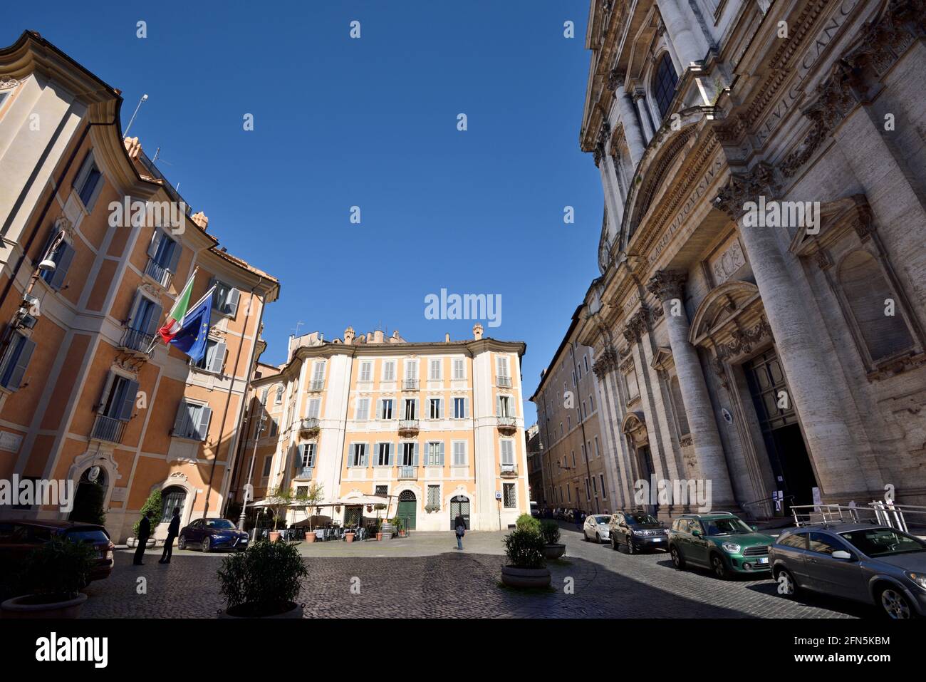 Italie, Rome, Piazza di Sant'ignazio, église Sant'Ignazio et bâtiments rococo (architecte Filippo Raguzzini) Banque D'Images