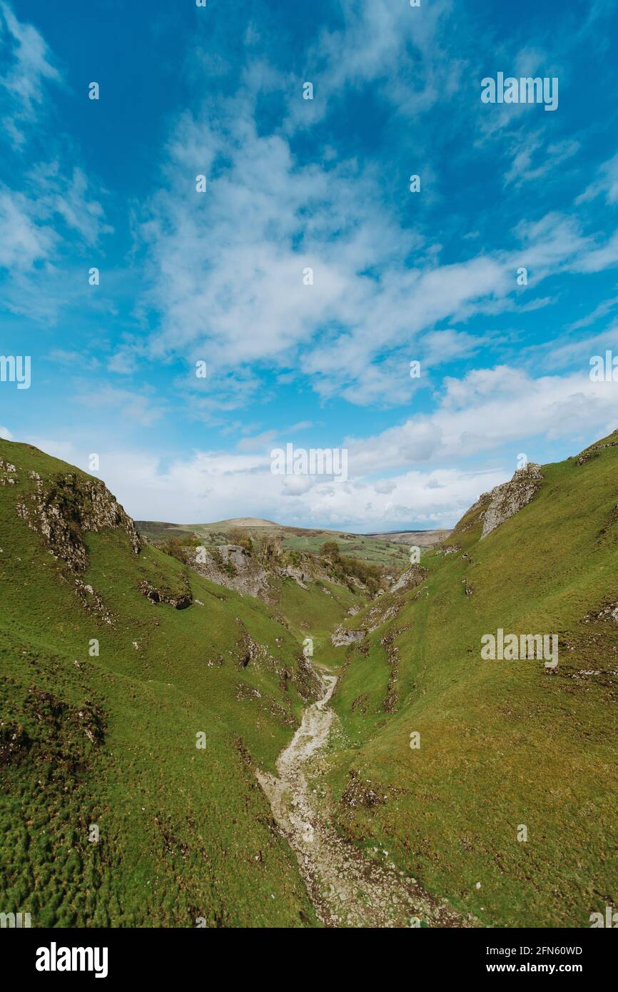 Cave Dale, Limestone Valley, Peak District National Park, Derbyshire, Angleterre, Royaume-Uni Banque D'Images