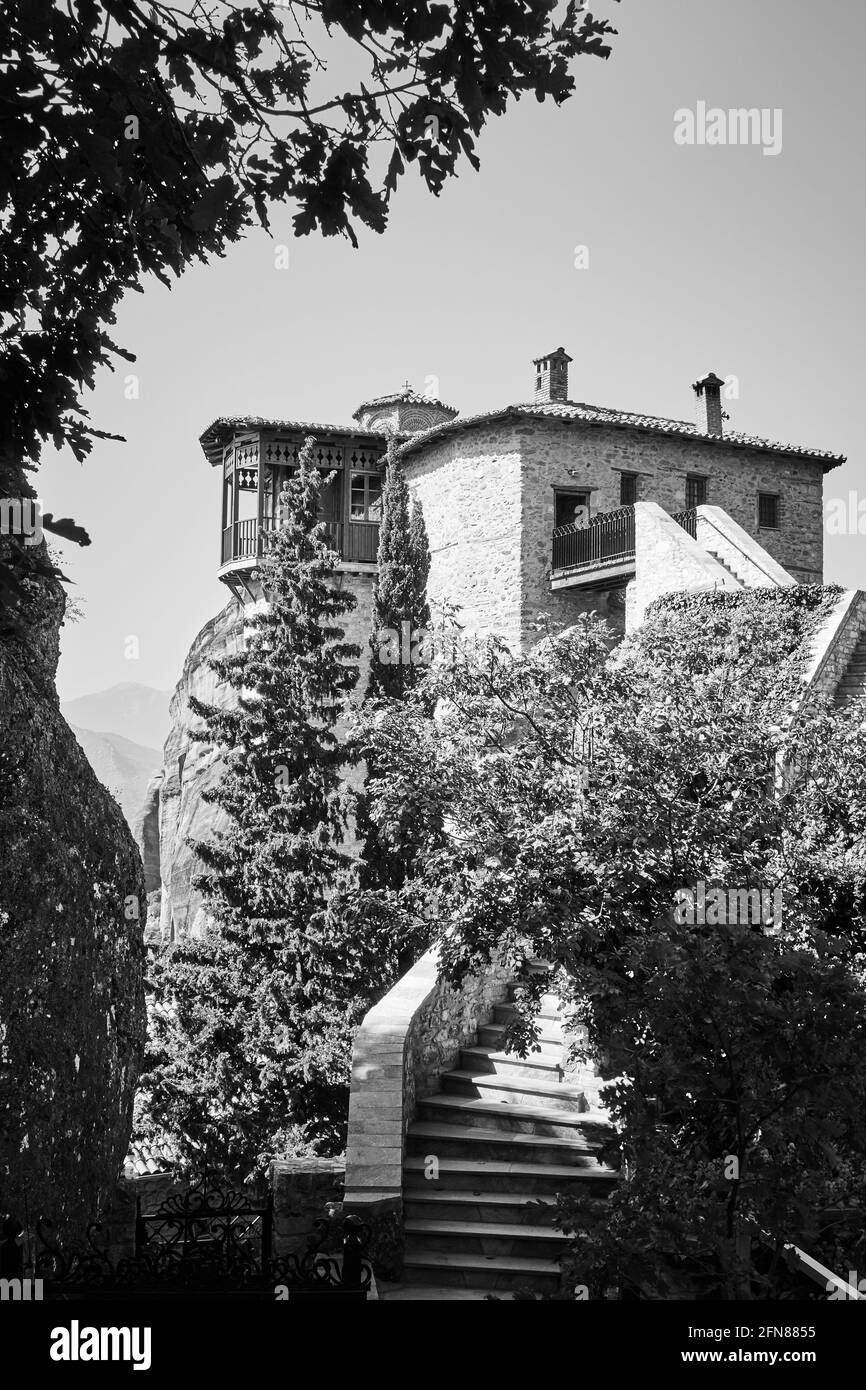 Monastères de Meteora en Grèce. La nunnery de Rousanou. Photographie en noir et blanc, paysage Banque D'Images