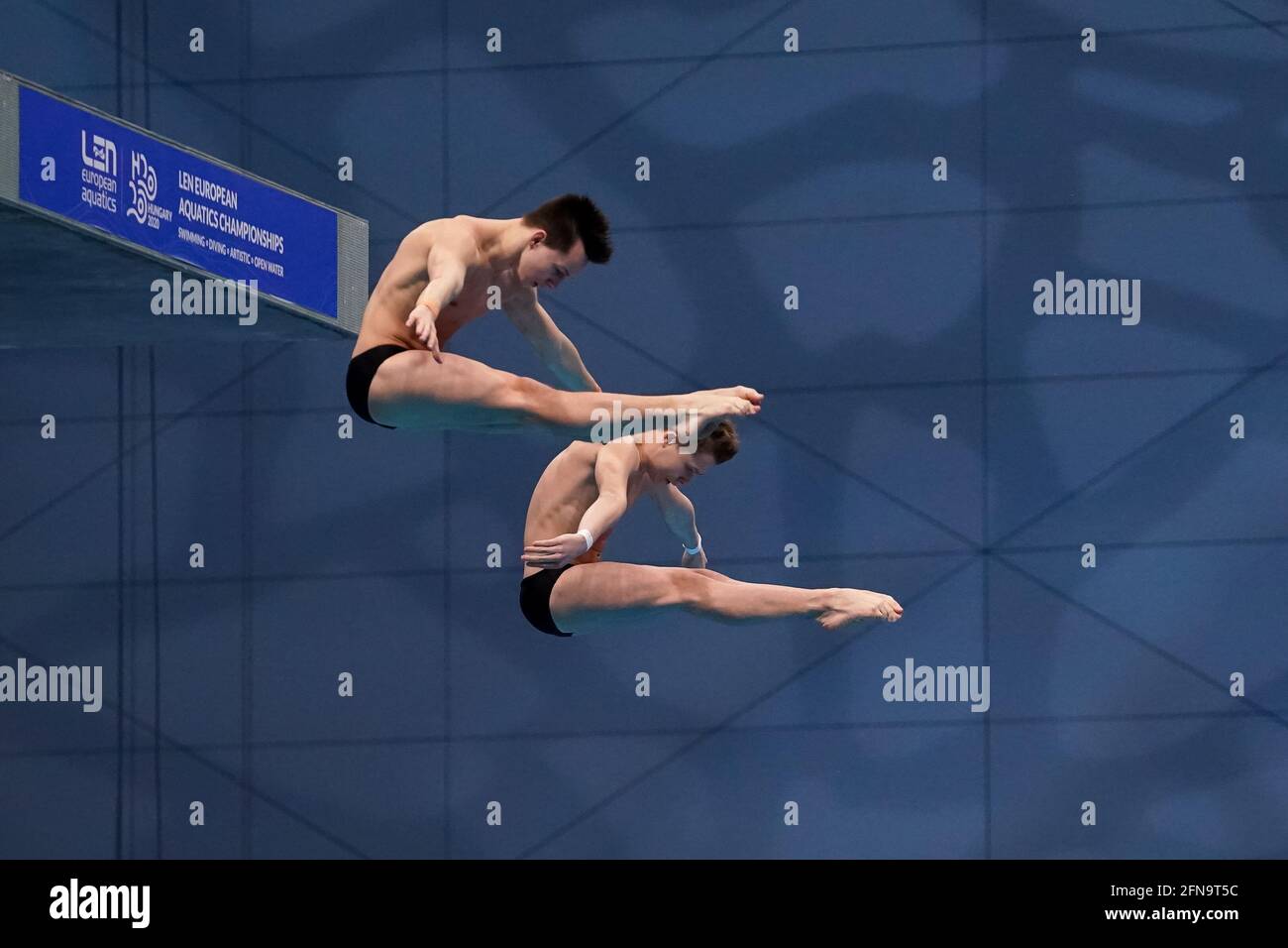 Budapest, Hongrie. 15 mai 2021. BUDAPEST, HONGRIE - MAI 15: OLEH Serbin d'Ukraine et Oleksii Sereda d'Ukraine participant à la finale de la plate-forme de Mens Synchronized 10M lors du LEN European Aquatics Championships Diving à Duna Arena le 15 mai 2021 à Budapest, Hongrie (photo d'Andre Weening/Orange Pictures) Credit: Orange pics BV/Alay Live News Banque D'Images