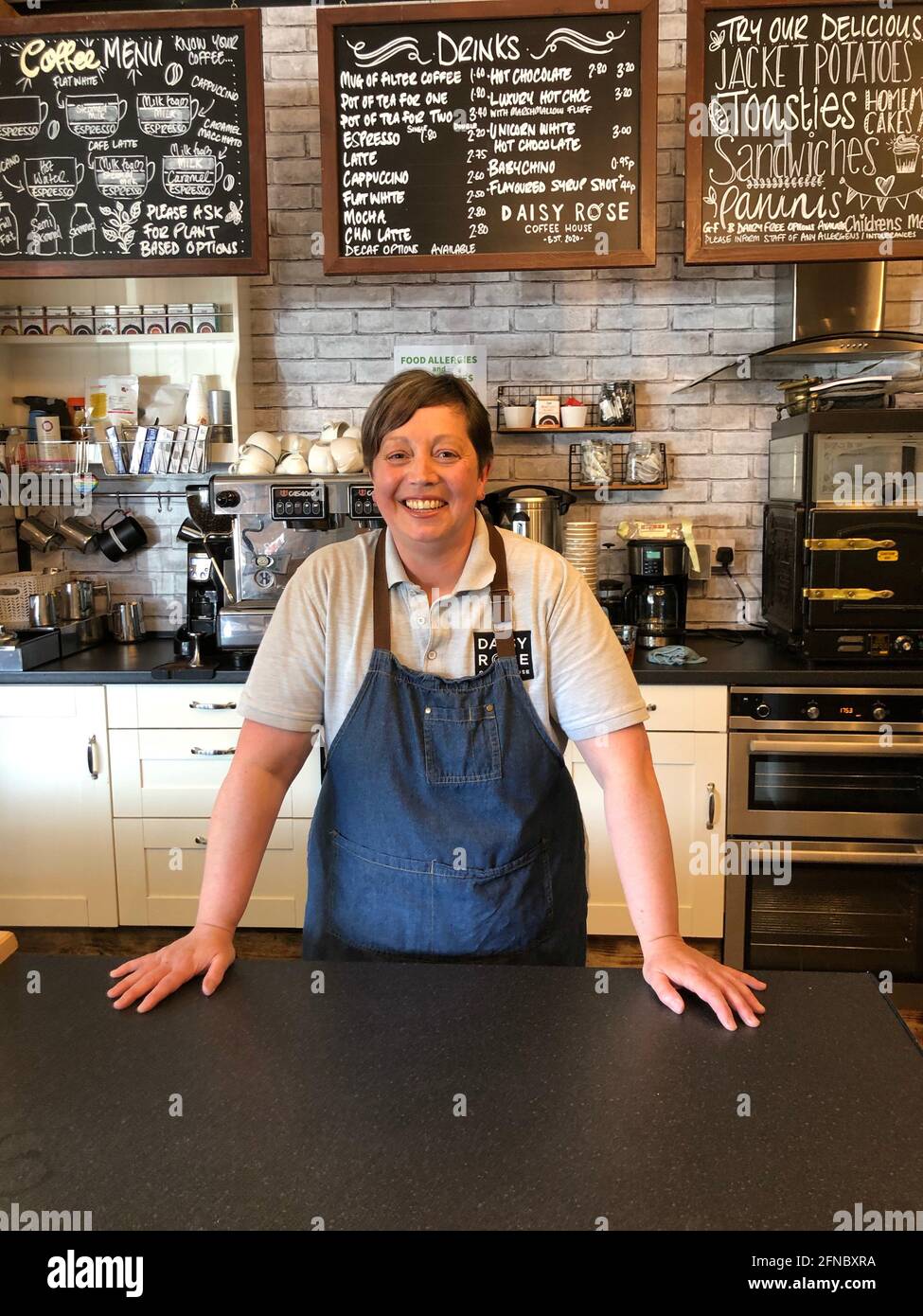 Caroline Atkinson, propriétaire de la Rose Coffee House à Belmont