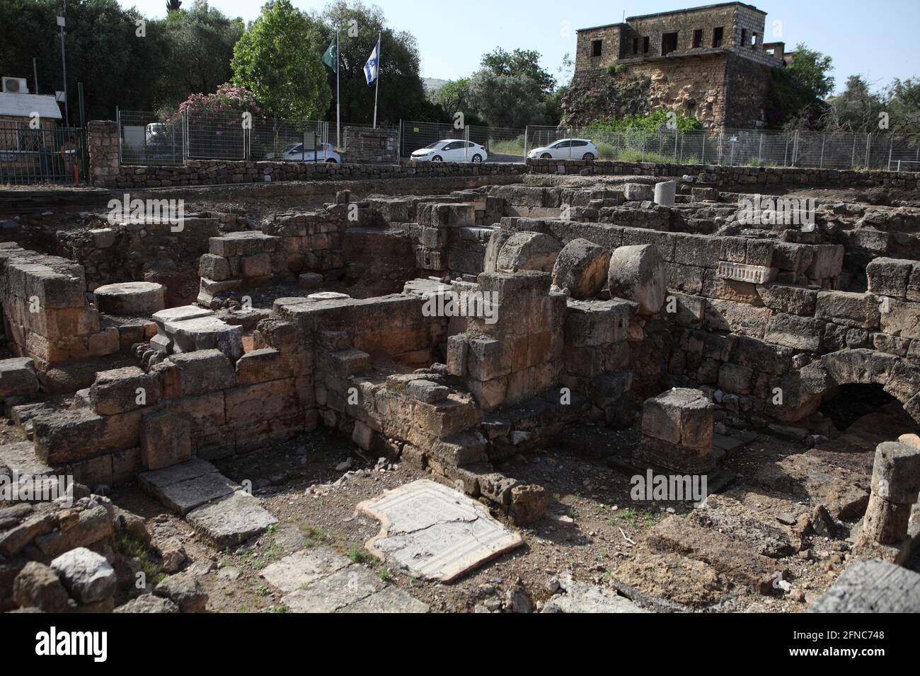 Vestiges archéologiques d'une église byzantine du 4ème - 7ème siècle AD à Banias appelé alors Césarée Philippi au pied du Mont. Hermon. Banque D'Images