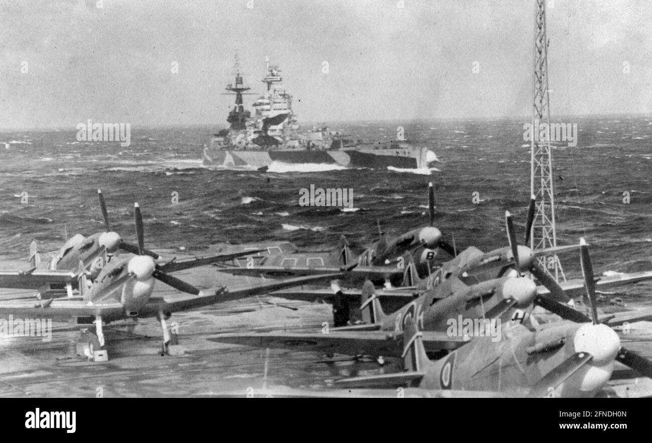 HMS Nelson, HMS Vitrorious-Sea Hurricane Banque D'Images