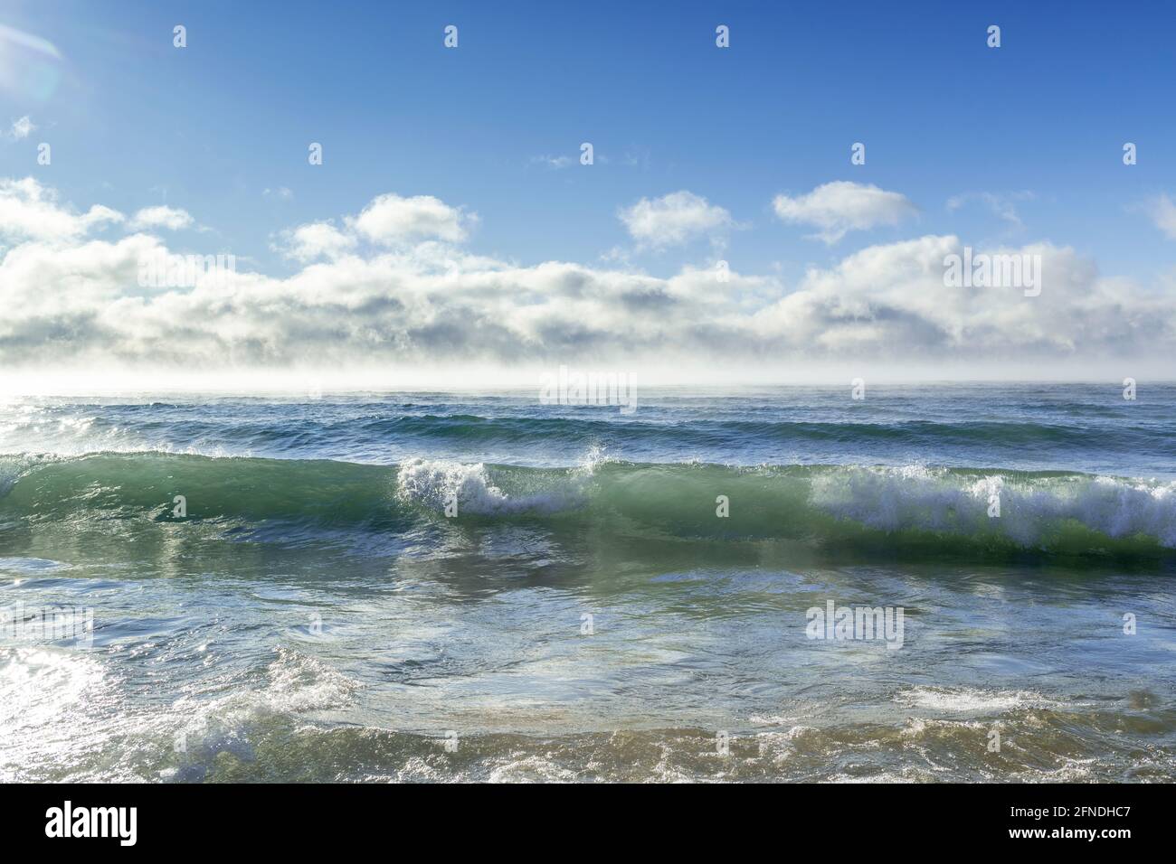 Fumée de mer sur le lac supérieur, hiver, comté de Cook, MN, États-Unis, Par Dominique Braud/Dembinsky photo Assoc Banque D'Images