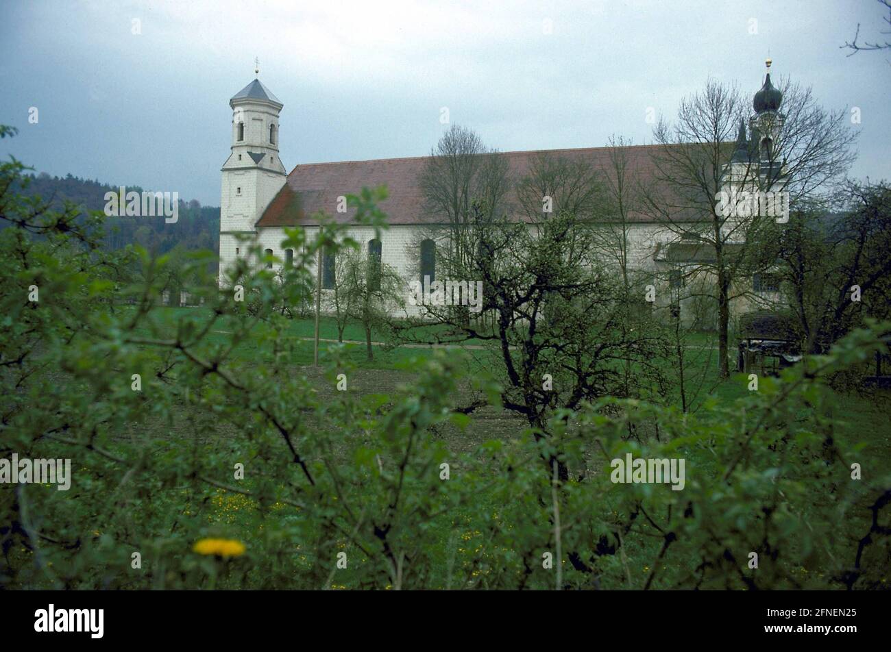 Monastère cistercien Raitenhaslach près de Burghausen. Le duc Ludwig le Bearded trouva son dernier lieu de repos dans le monastère après sa mort au château au-dessus de Burghausen en 1477. [traduction automatique] Banque D'Images