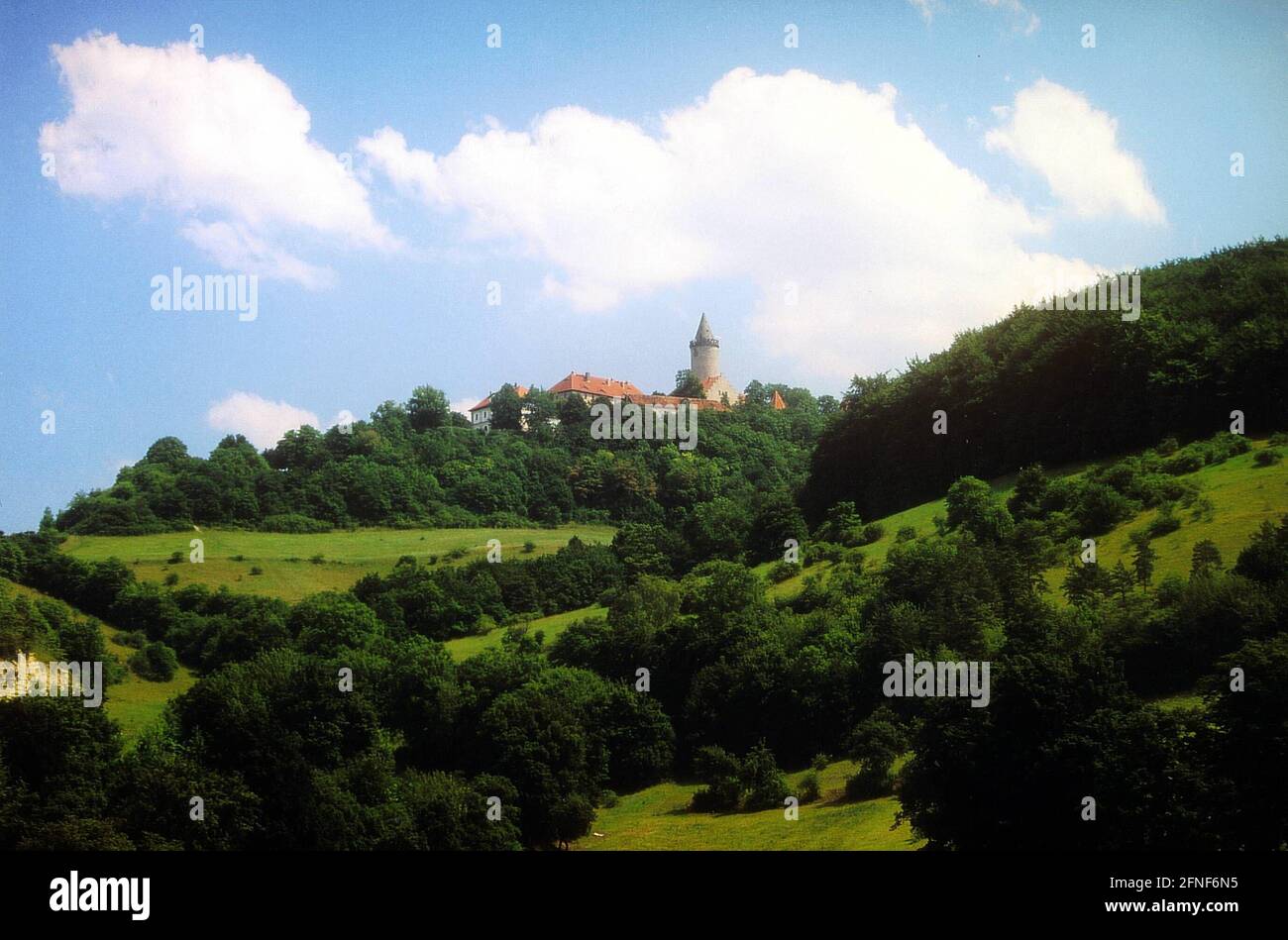 Vue sur Leuchtenburg près de Kahla, l'un des plus puissants châteaux de Thuringe. [traduction automatique] Banque D'Images