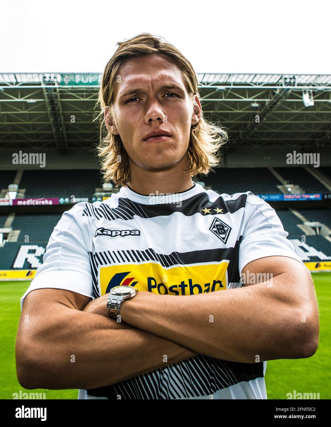 Jannik Vestergaard ist ein dänisch-deutscher Fußbaldspieler, der seit 2016 BEI Borussia Mönchengladbach unter Vertrag steht. Vestergaard ist Innenvert Banque D'Images